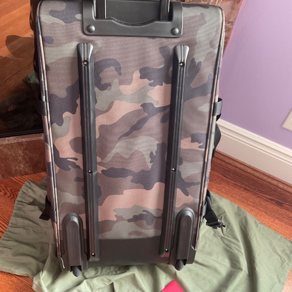 UNISEX !! VALENTINO GARAVANI LUGGAGE !! - Picture 5 of 16